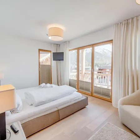 Chalet Bergliebe Seefeld Private Sauna & Garten *