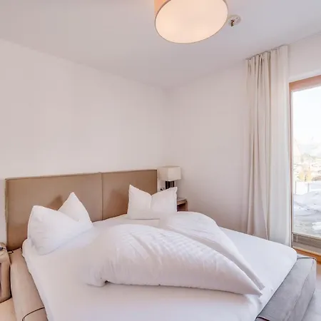 Apartament Luxus - Zentral - Poolblick Mit Sauna Seefeld w Tirolu