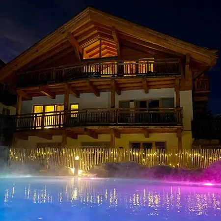 Luxus - Zentral - Poolblick Mit Sauna Apartment